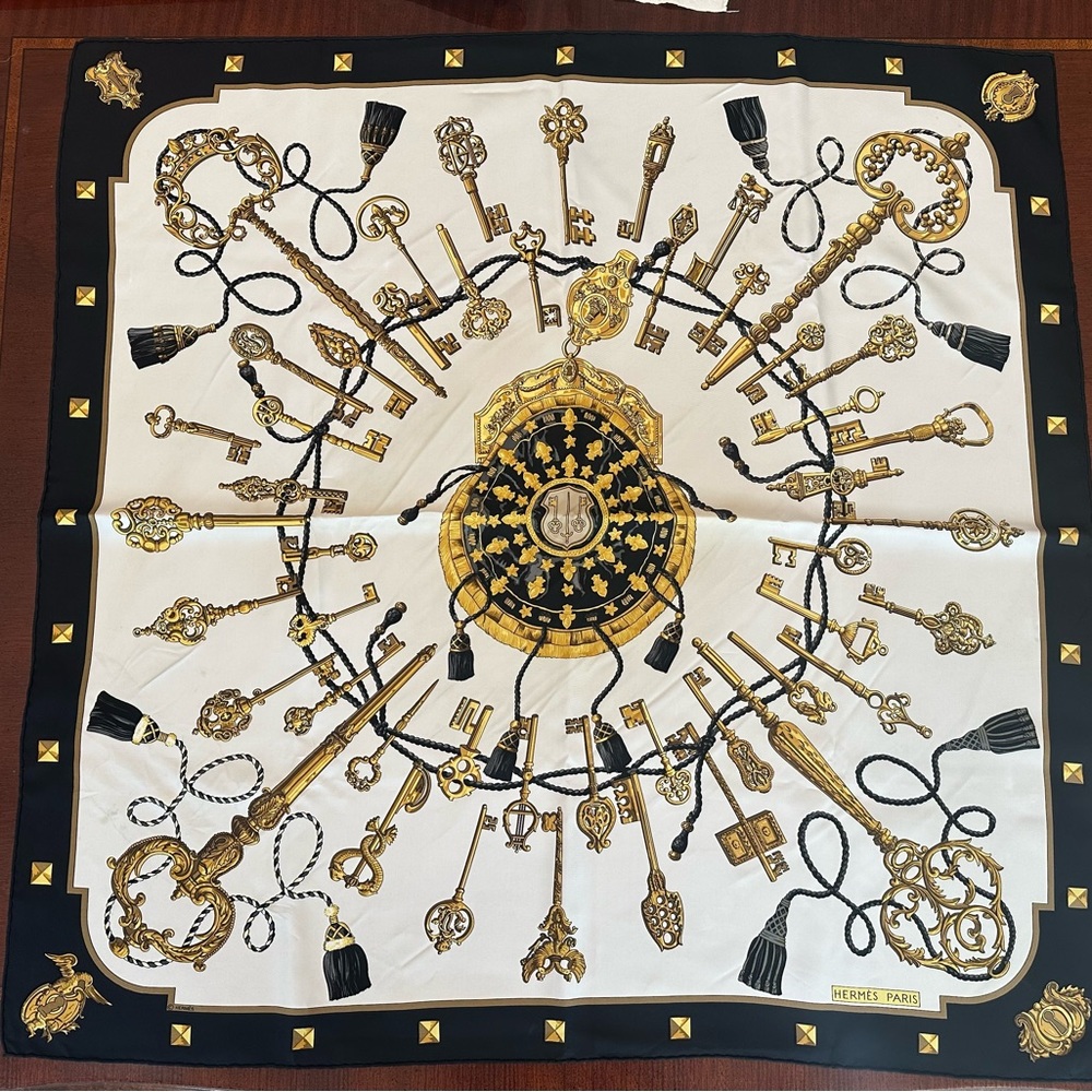Hermes Keys “Les Cles” Silk Scarf 90 Vintage